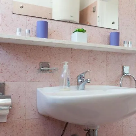 아파트 Iveta - Two-bedroom With Terrace And Sea View Nik A *
