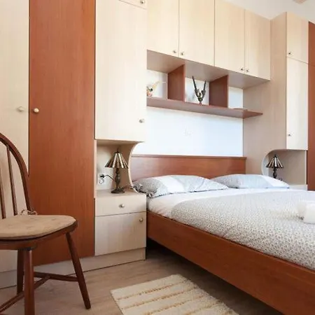 Iveta - Two-bedroom With Terrace And Sea View Nik A Apartment *