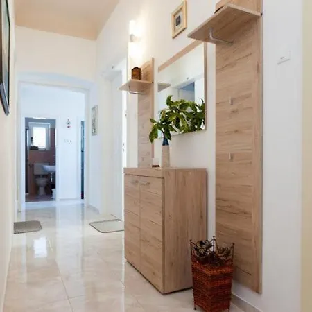 Iveta - Two-bedroom With Terrace And Sea View Nik A 아파트 두브로브니크