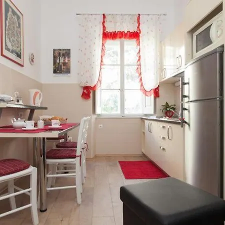 Apartment Iveta - Two-bedroom With Terrace And Sea View Nik A