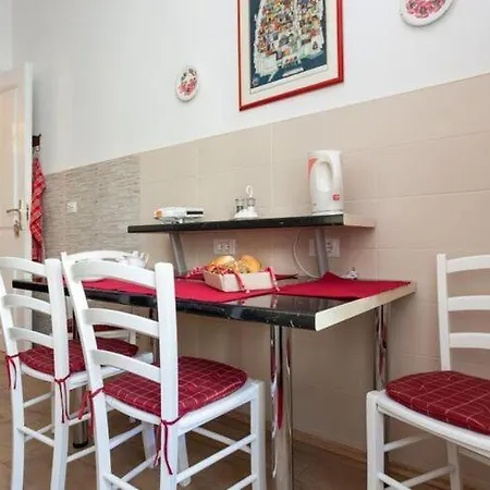 Iveta - Two-bedroom With Terrace And Sea View Nik A Apartmán